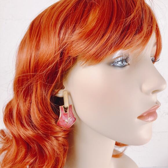 VTG 1980s Marbled Pink Enamel Geometric Statement Earrings Gold Tone Hinged - Picture 8 of 10